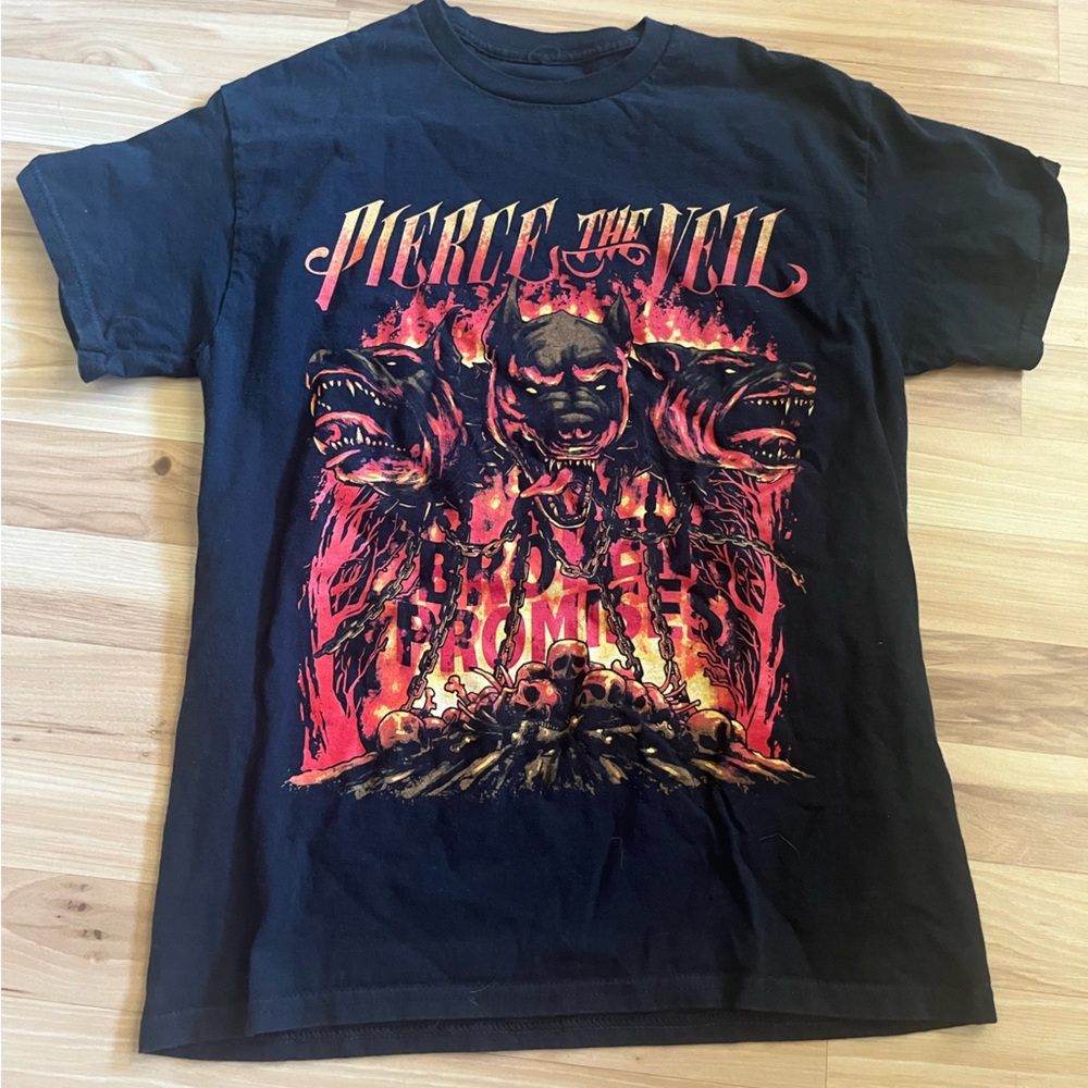 Pierce the veil T